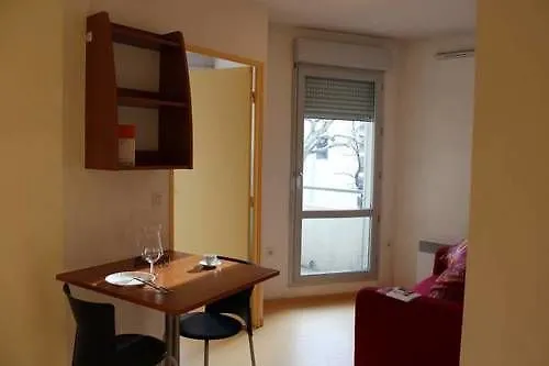 ** Aparthotel Neoresid - Résidence Le Valencey Valence  Francia